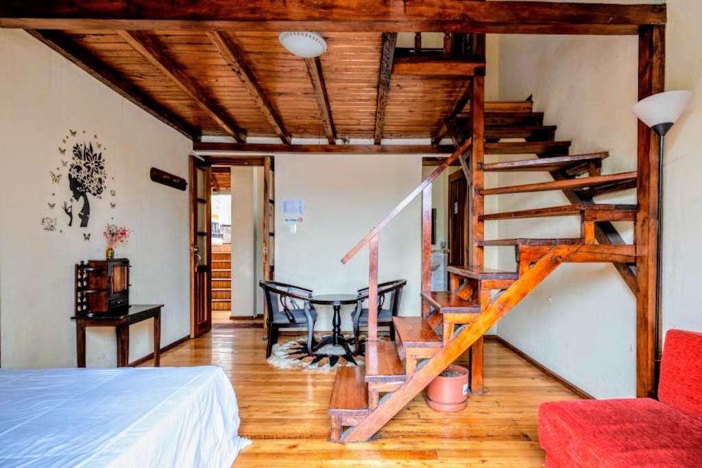 Hostal La Suite Sangolquí 外观 照片