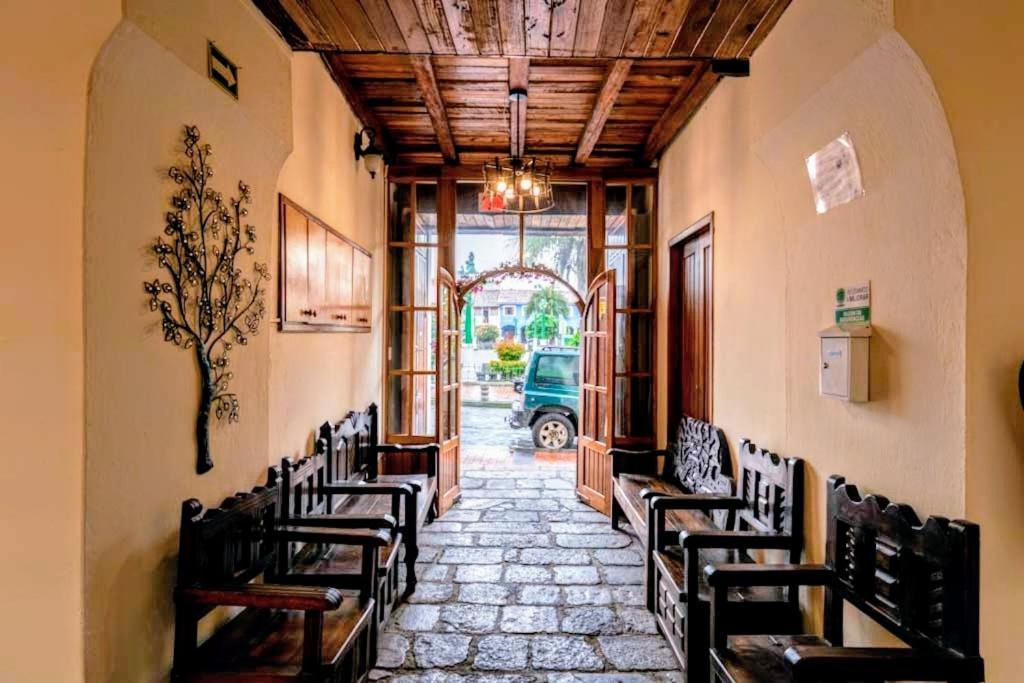 Hostal La Suite Sangolquí 外观 照片